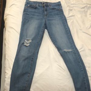 Gap brand, great condition, only worn a few times
